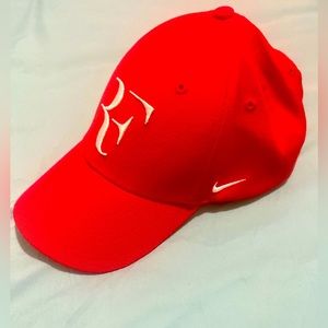 Nike Roger Federer red cap (RF)